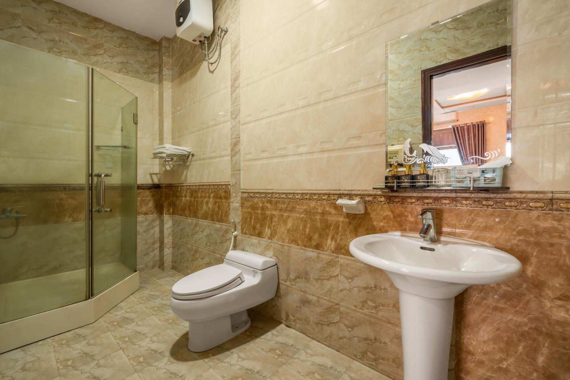Kly Hotel Hue Zewnętrze zdjęcie